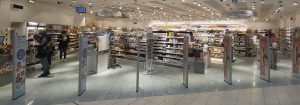 Philips UV-C 照明器具が DM ショップに設置